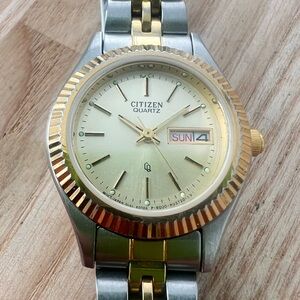 Citizen Quartz ladies two toned presidential style dress watch NEW BATTERY